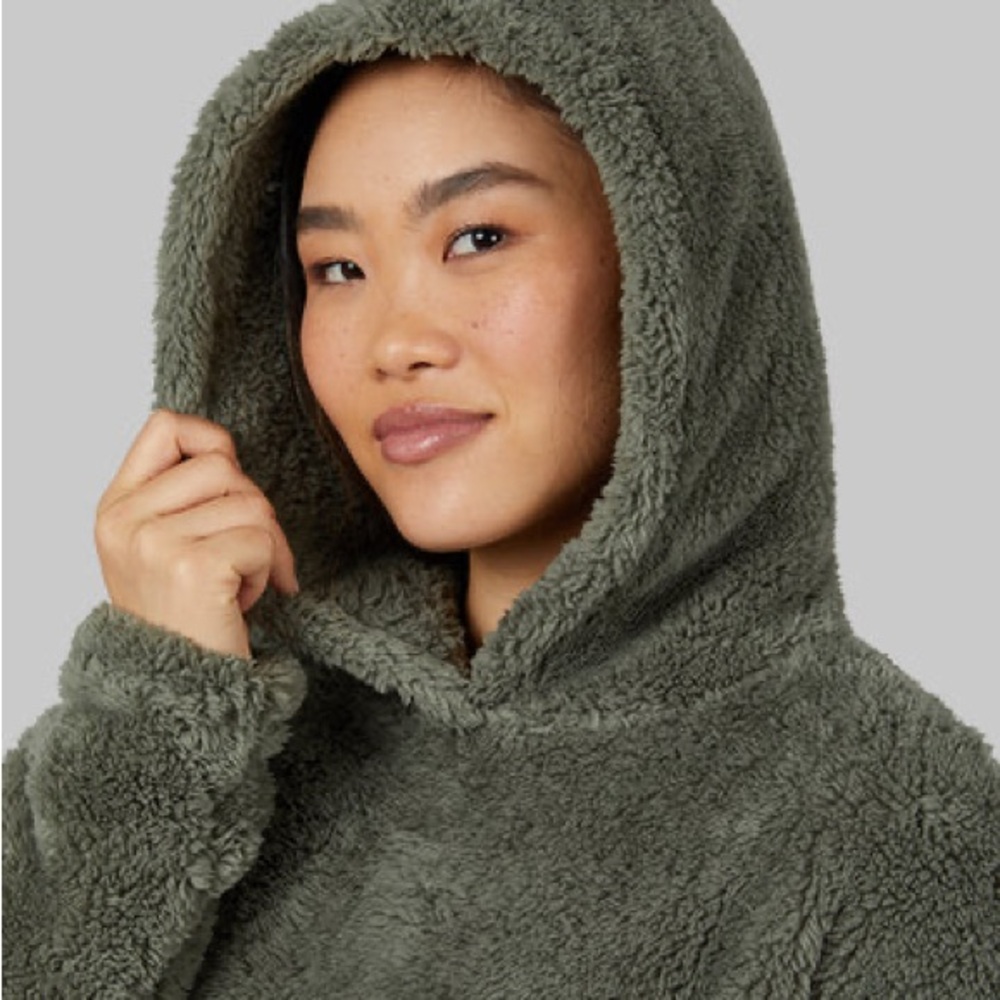 32 DEGREES Women’s Soft Sherpa Pullover Hoodie, Size L, Color Thyme (Green) - Picture 9 of 10